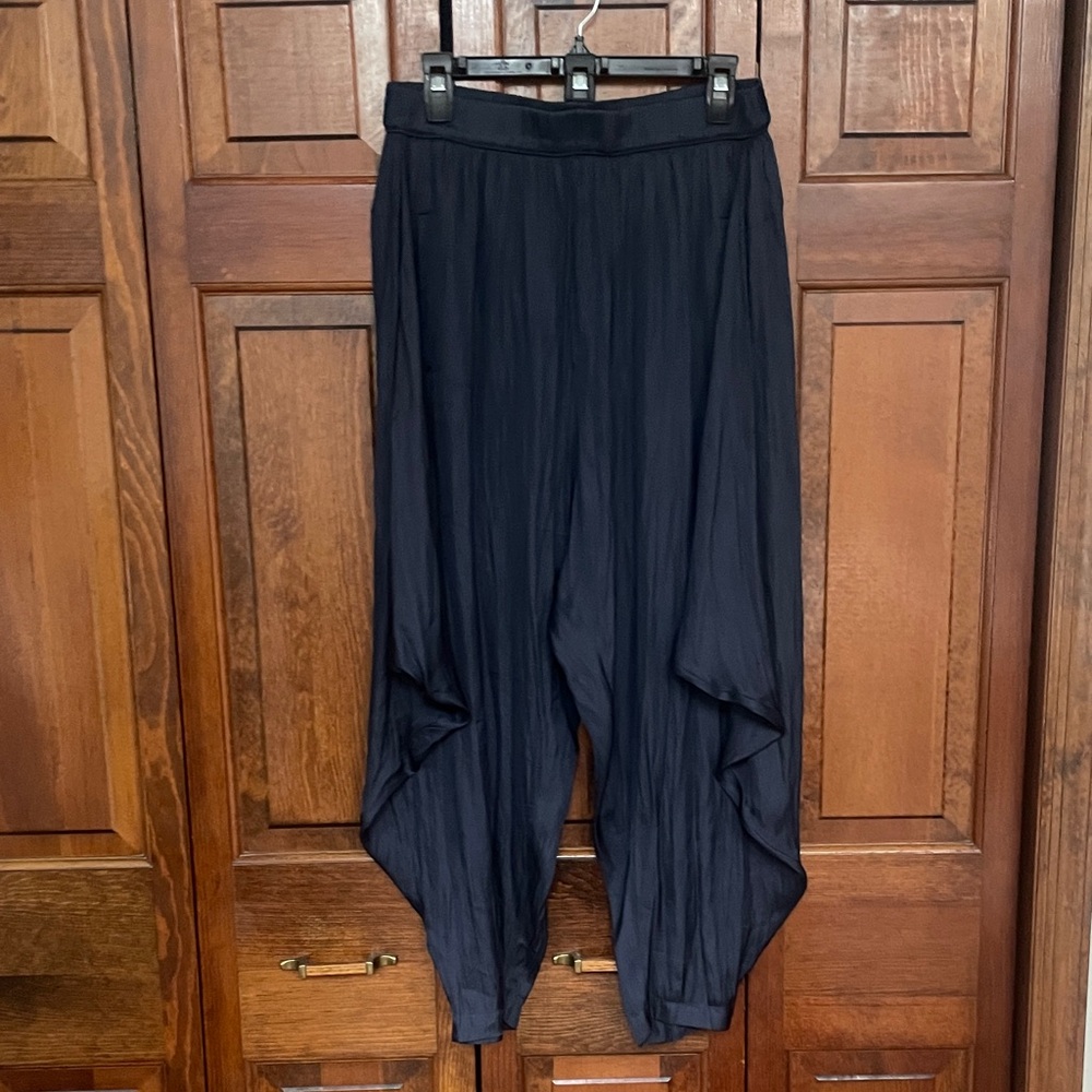 Halston Heritage Navy Wide-Leg Harem Pants